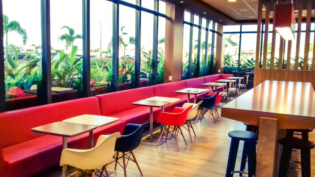Ibis Jatai 호텔 외부 사진